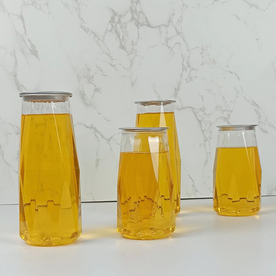 Het HUISDIEREN Plastic Flessen van Diamond Shape 380ml met de Gemakkelijke Koud geperste Sappen van de Trekkrachtdekking